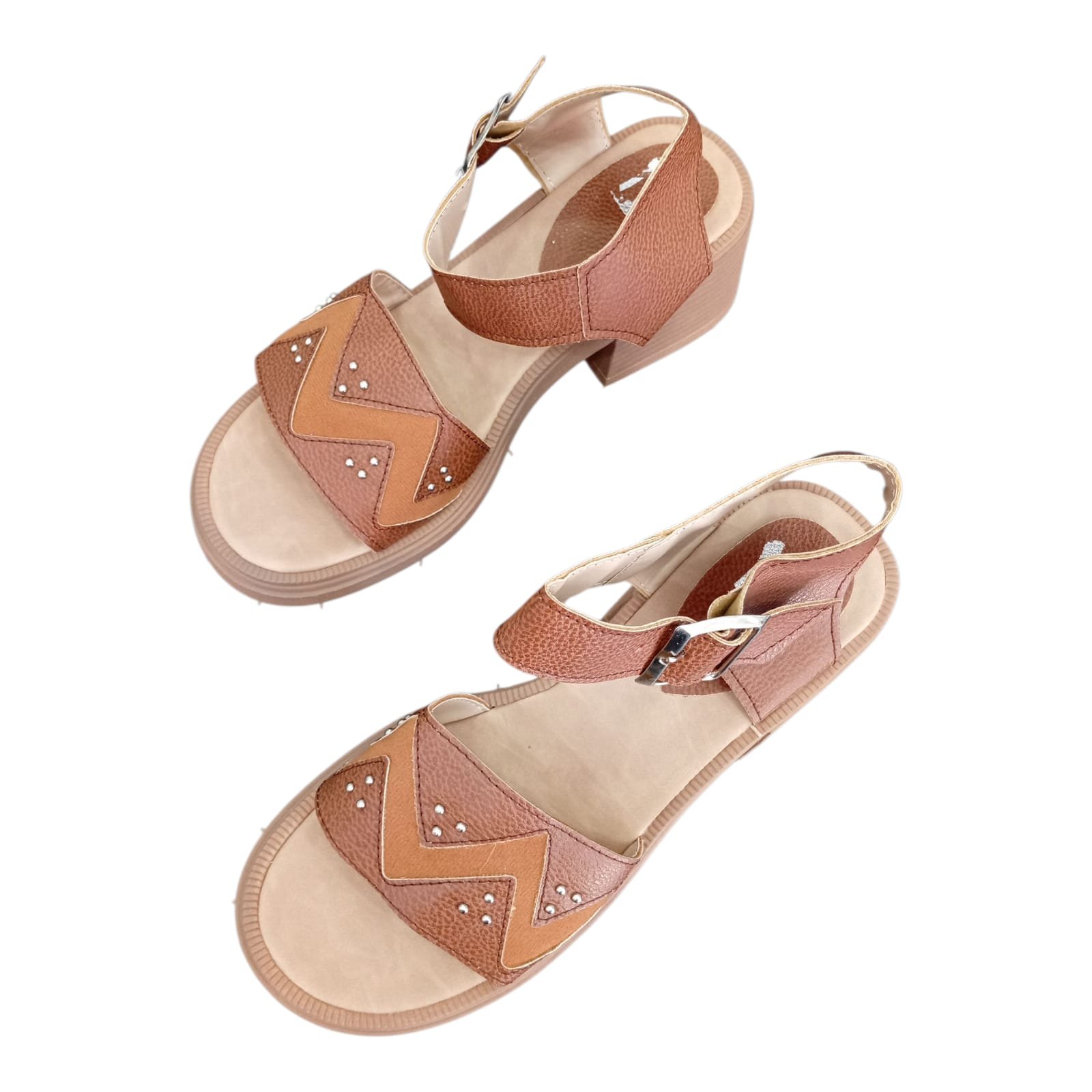 HEBILLA-DISEÑO-MARRON